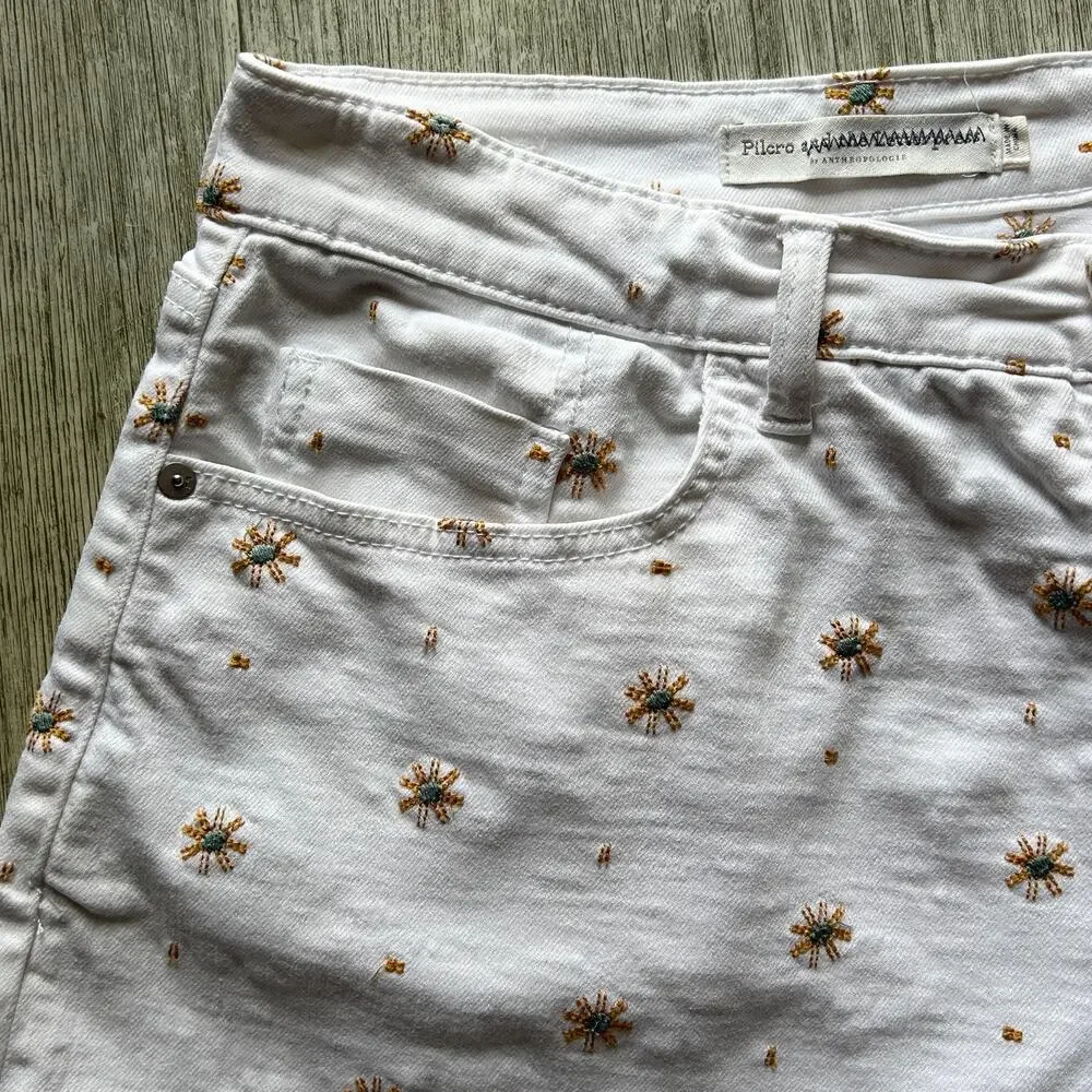 Anthropologie White Sun Embroidered Pattern Stretch Raw Hem Denim Shorts Size 32 - Picture 2 of 9